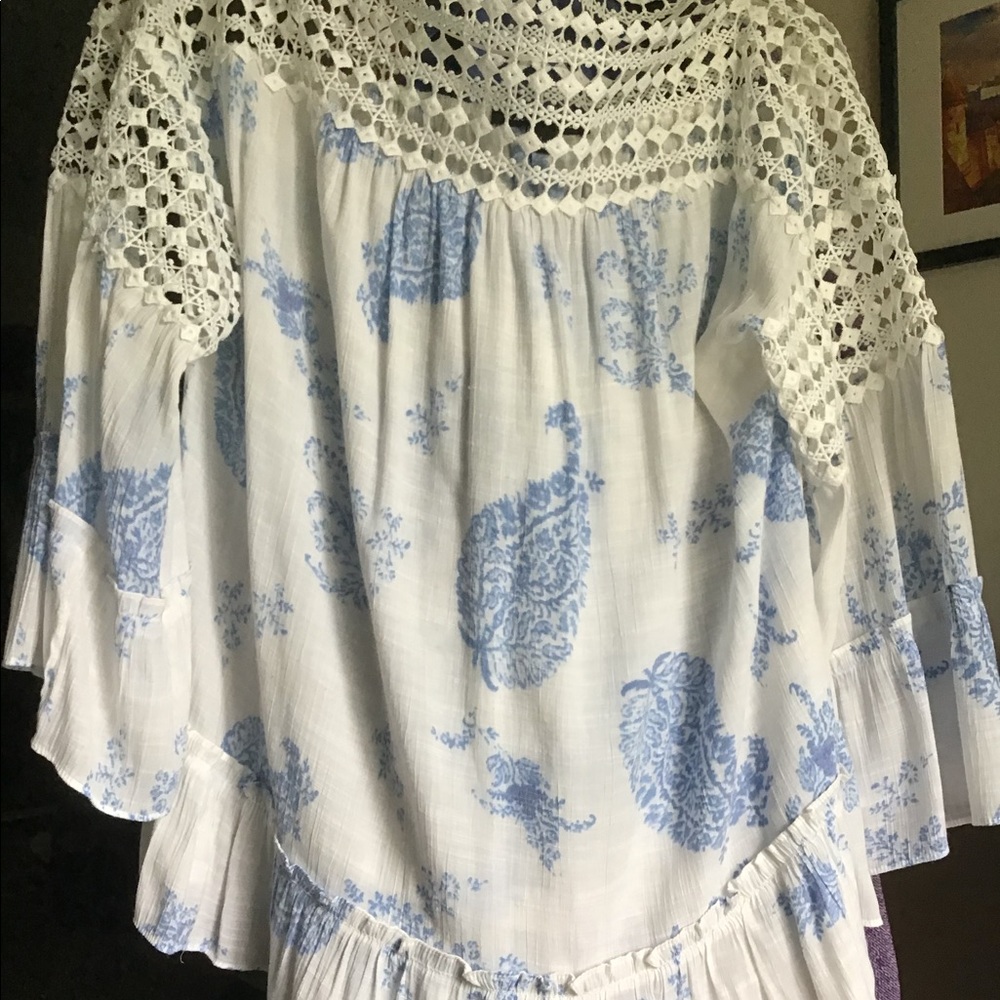 Gorgeous billowing blouse with bell sleeves